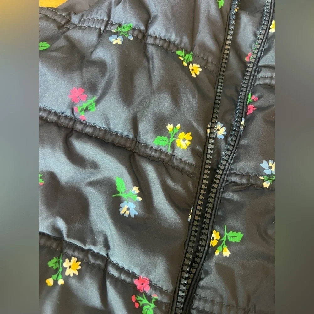 Gap Puffer Vest Navy with Floral Flower Print Girls Size 3 Classic EUC